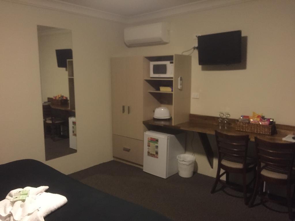 Murray Valley Motel Уодонга Экстерьер фото