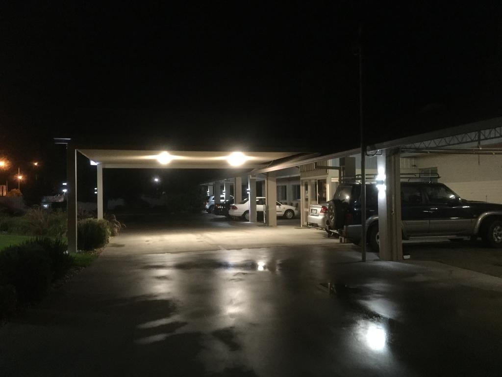 Murray Valley Motel Уодонга Экстерьер фото