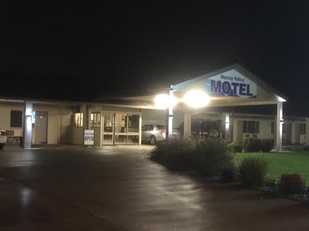 Murray Valley Motel Уодонга Экстерьер фото