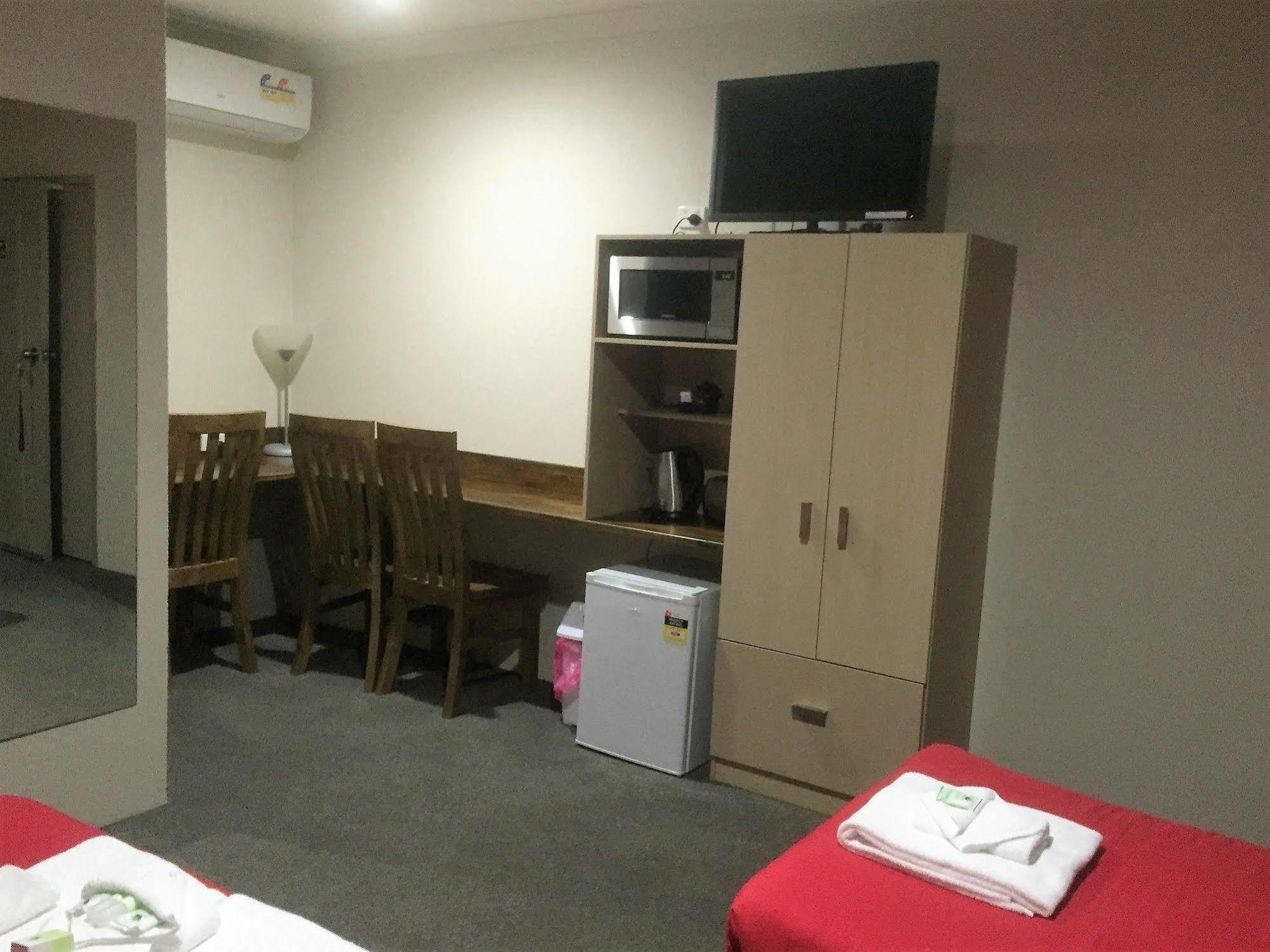 Murray Valley Motel Уодонга Экстерьер фото